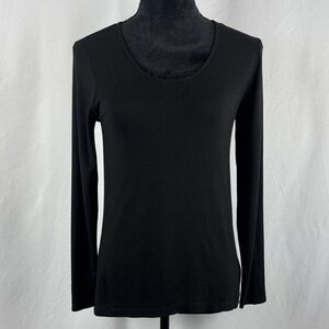 Paraphrase Classic Black Long Sleeve Top